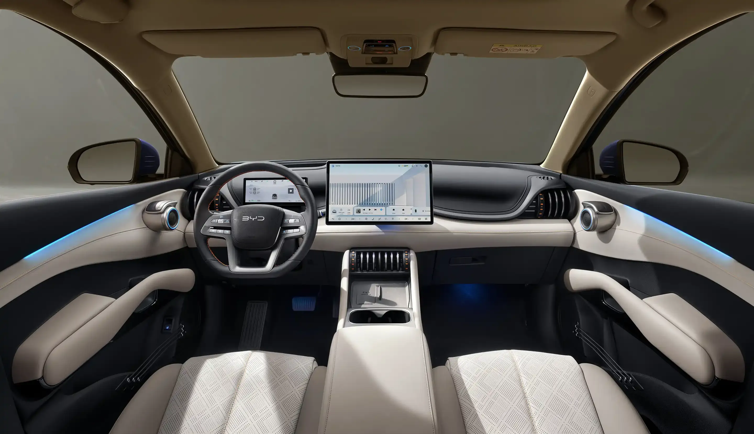 YUAN PLUS AWD — Cabine e conforto